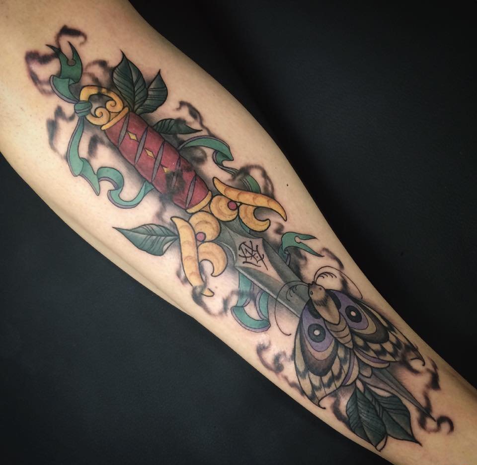 点击大图看下一张：男性时尚纹身彩色霸气的新传统纹身动物图案纹身