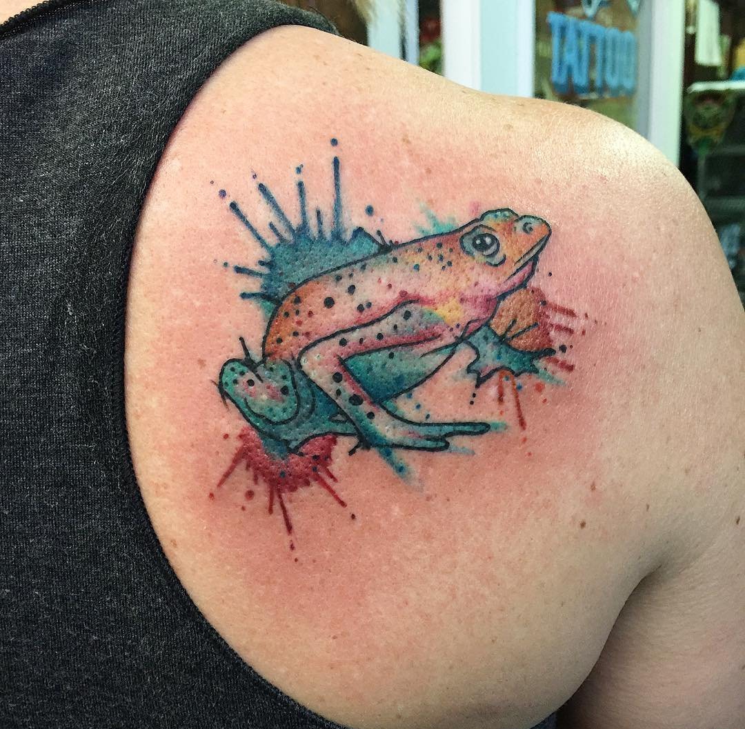 点击大图看下一张：很喜欢的可爱女生纹身图卡通青蛙小动物纹身图案