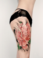 大腿牡丹花彩绘纹身图案