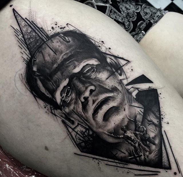 点击大图看下一张:个性的黑色素描风格纹身图案