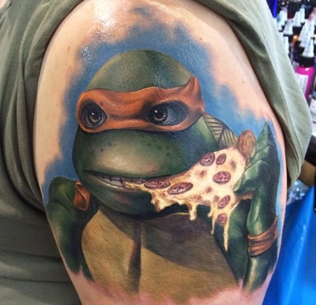 点击大图看下一张:彩色的超现实主义人物肖像纹身动物肖像纹身图案