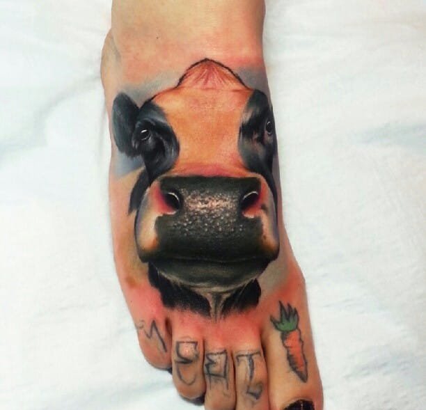 点击大图看下一张：彩色的超现实主义人物肖像纹身动物肖像纹身图案