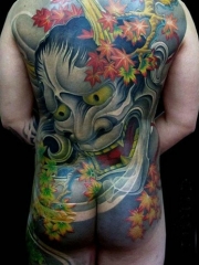 男士满背个性的般若枫叶纹身图案
