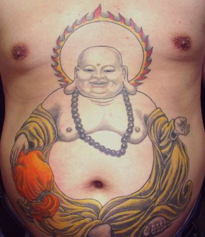点击大图看下一张：腹部上创意弥勒佛纹身图案