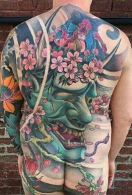 男性满背樱花般若彩绘纹身图案
