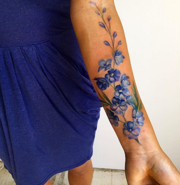 点击大图看下一张:女孩子喜爱的文艺风纹身图案