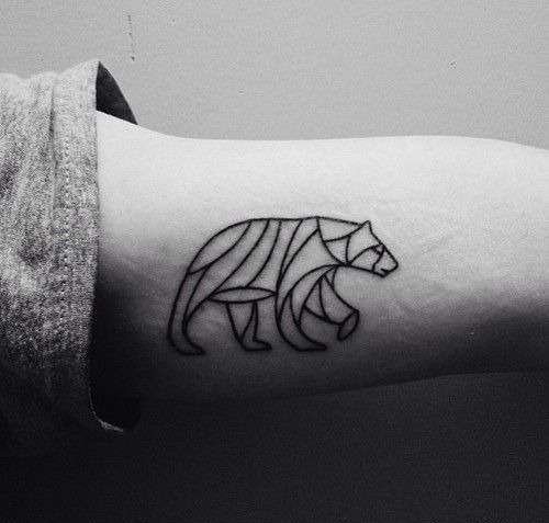 点击大图看下一张:男女都喜爱的可爱小动物纹身图案