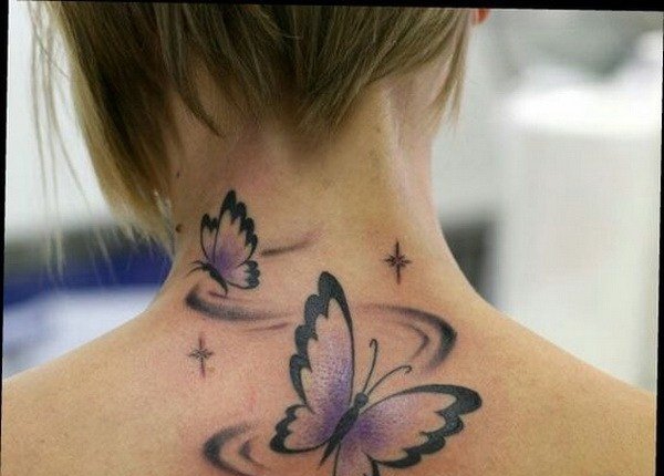 点击大图看下一张：女生后颈部性感又可爱的小清新纹身图案