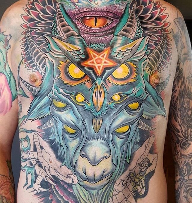 点击大图看下一张：一组男女都喜爱的点刺纹身超个性纹身图案