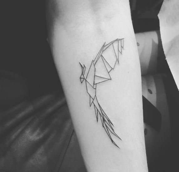 点击大图看下一张:黑白灰风格几何元素纹身小动物纹身图案