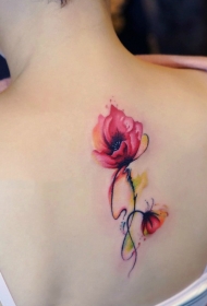女生后背美丽的罂粟花彩绘纹身图案