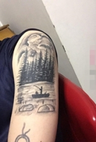 黑色中国风纹身手臂山水纹身小树水墨画纹身图片