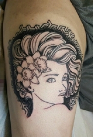 大腿上黑白灰风格点刺植物素材花朵人物肖像纹身图片