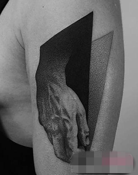 点击大图看下一张：15款黑白灰风格纹身点刺技巧几何元素纹身图案