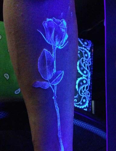点击大图看下一张：时尚绚丽的玫瑰花荧光纹身图案