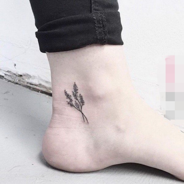 点击大图看下一张：9款脚踝小清新抽象线条简洁纹身图案