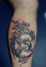 小腿飞龙精灵和阴阳八卦纹身图案