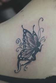 女生肩部蝴蝶精灵纹身图案