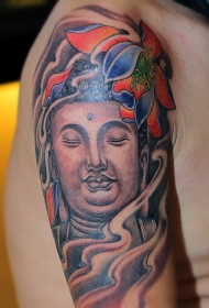 大臂佛像与莲花彩绘纹身图案