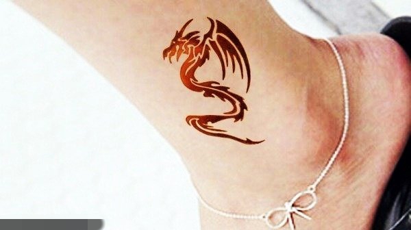 点击大图看下一张:15款可爱黑白灰风格动物纹身图案大全