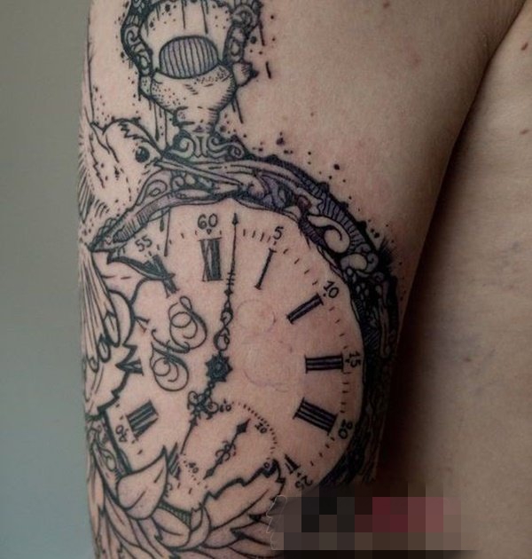 点击大图看下一张：一组创意个性复古怀表纹身图案