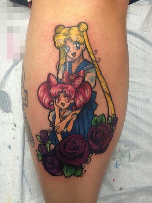 点击大图看下一张：女生手臂上彩绘水彩动漫卡通美少女战士纹身图片