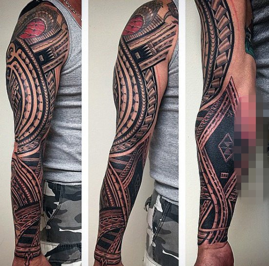 点击大图看下一张：男生手臂上黑色线条几何元素创意花纹花臂纹身图片