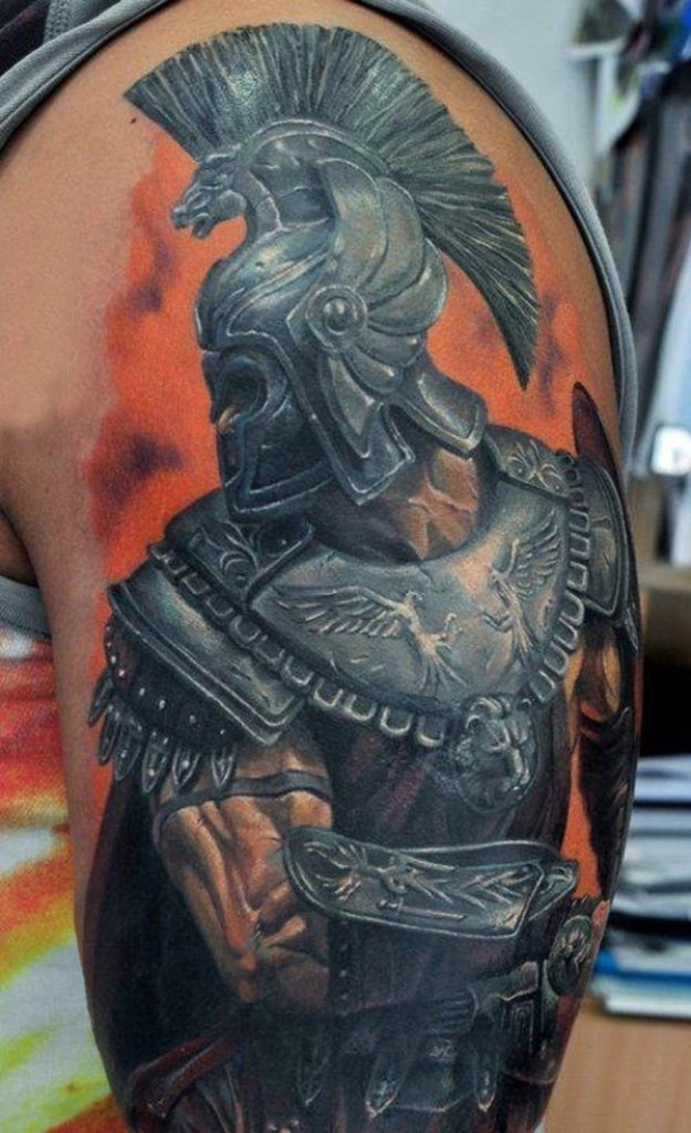点击大图看下一张：男生手臂上彩绘花臂个性战士人物肖像纹身图片