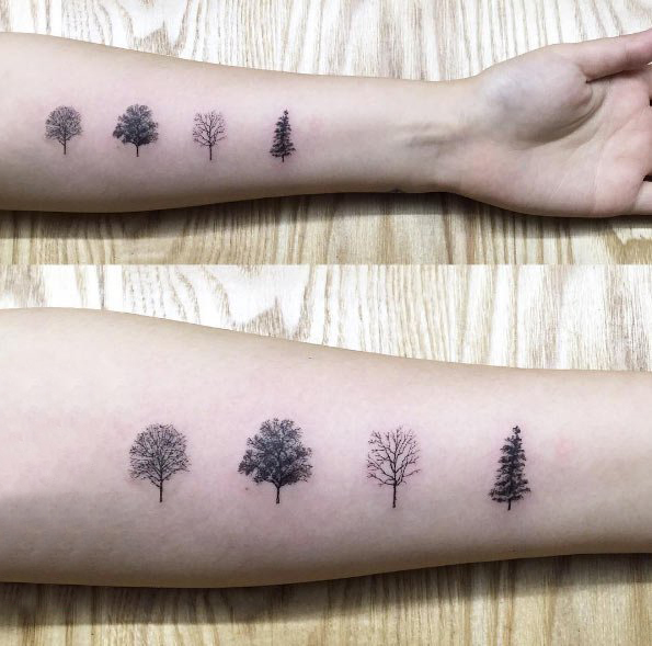 点击大图看下一张：女生手臂上黑灰素描创意可爱森林元素小图案纹身图片