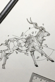 黑灰素描创意几何元素麋鹿纹身手稿