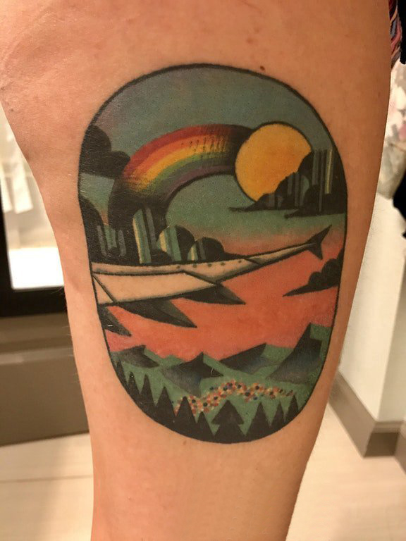 点击大图看下一张：男生手臂上彩绘水彩唯美风景落日彩虹纹身图片