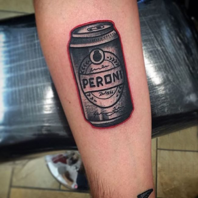 点击大图看下一张：男生线条上黑色点刺几何简单线条创意啤酒罐纹身图片