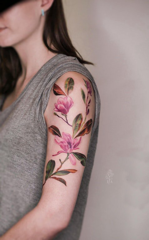 点击大图看下一张：女生手臂上彩绘渐变简单线条植物文艺花朵纹身图片