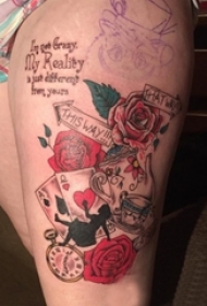 女生大腿上彩绘水彩素描创意文艺唯美花朵纹身图片