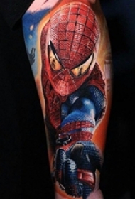 男生手臂上彩绘水彩素描创意霸气蜘蛛侠纹身图片