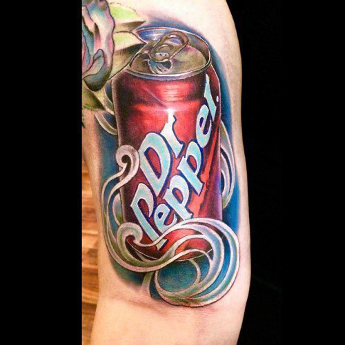 点击大图看下一张：男生手臂上彩绘水彩素描创意可乐罐纹身图片