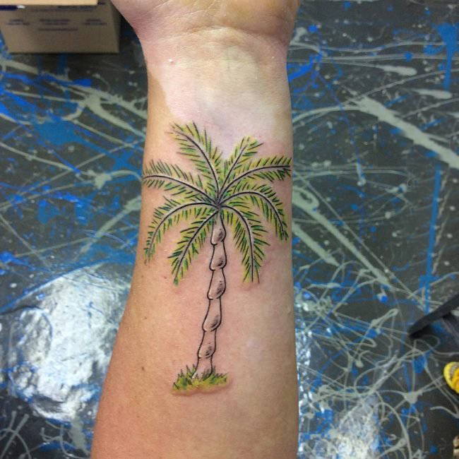 点击大图看下一张：多款创意独特的精美别致夏日气息椰子树纹身图案