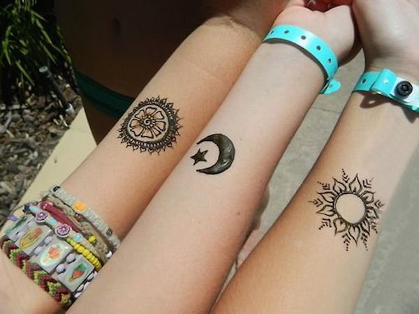 点击大图看下一张：朋友之间友谊见证纹身图案