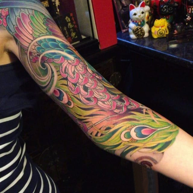 点击大图看下一张：多款彩绘水彩素描创意霸气经典花臂纹身图案