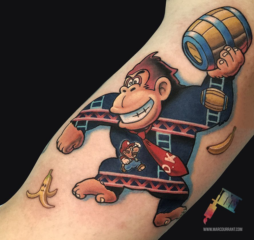 点击大图看下一张：男生手臂上彩绘水彩素描创意可爱卡通猩猩纹身图片