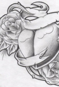 黑灰素描创意文艺唯美花朵心形纹身手稿