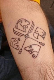 男生手臂上黑色几何简单线条卡通玛雅纹身图片