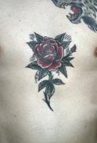 男生胸部彩绘渐变简单抽象线条植物玫瑰花纹身图片