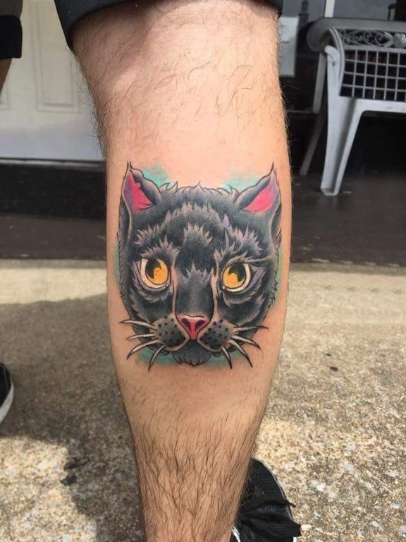 点击大图看下一张：小猫咪纹身 男生小腿上小猫咪纹身图片
