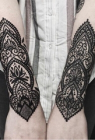 梵花纹身 女生手臂上黑色纹身梵花纹身唯美图片