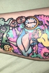 纹身卡通 女生手臂上彩绘纹身卡通图片