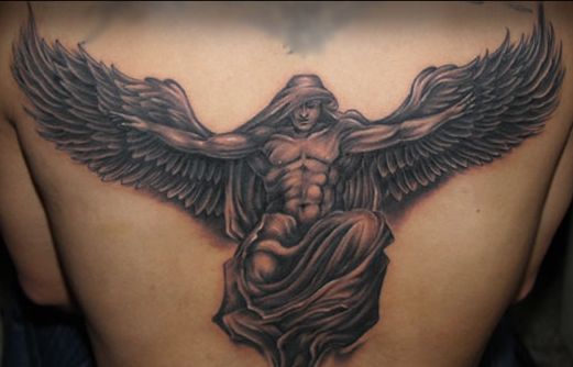 点击大图看下一张：后背堕落天使路西法纹身