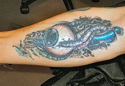 点击大图看下一张：艺术创意手臂纹身