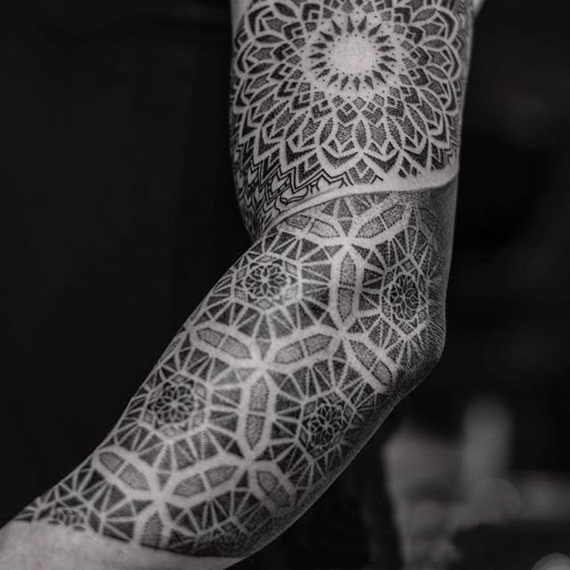 点击大图看下一张：梵花纹身 多款黑灰纹身点刺技巧梵花纹身图案