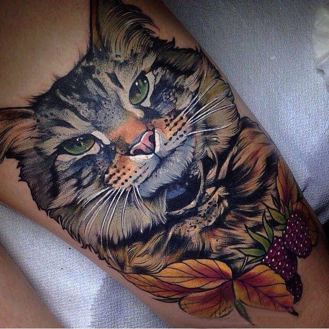 点击大图看下一张：小猫咪纹身 女生小腿上猫咪纹身图案